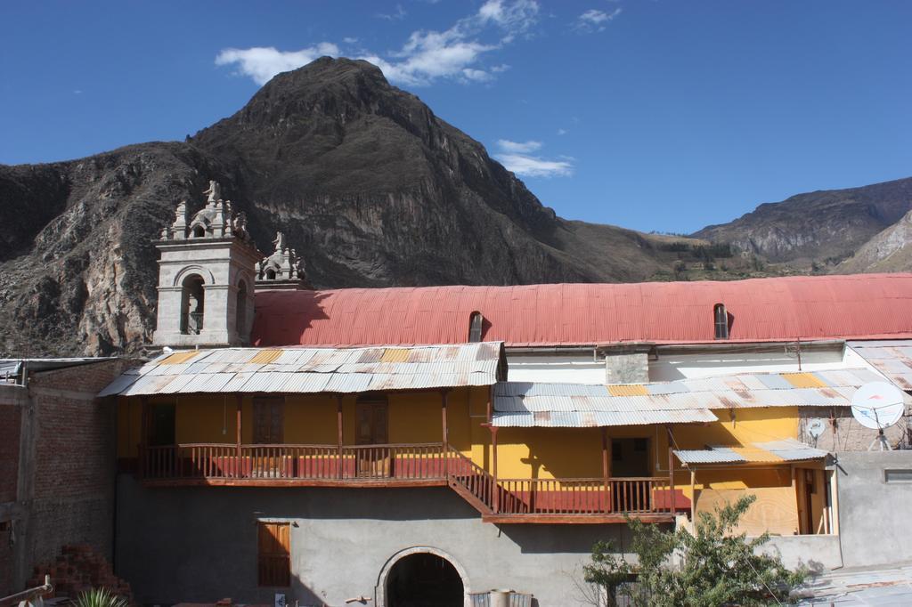 Hotel Hatunhuasi Cotahuasi エクステリア 写真